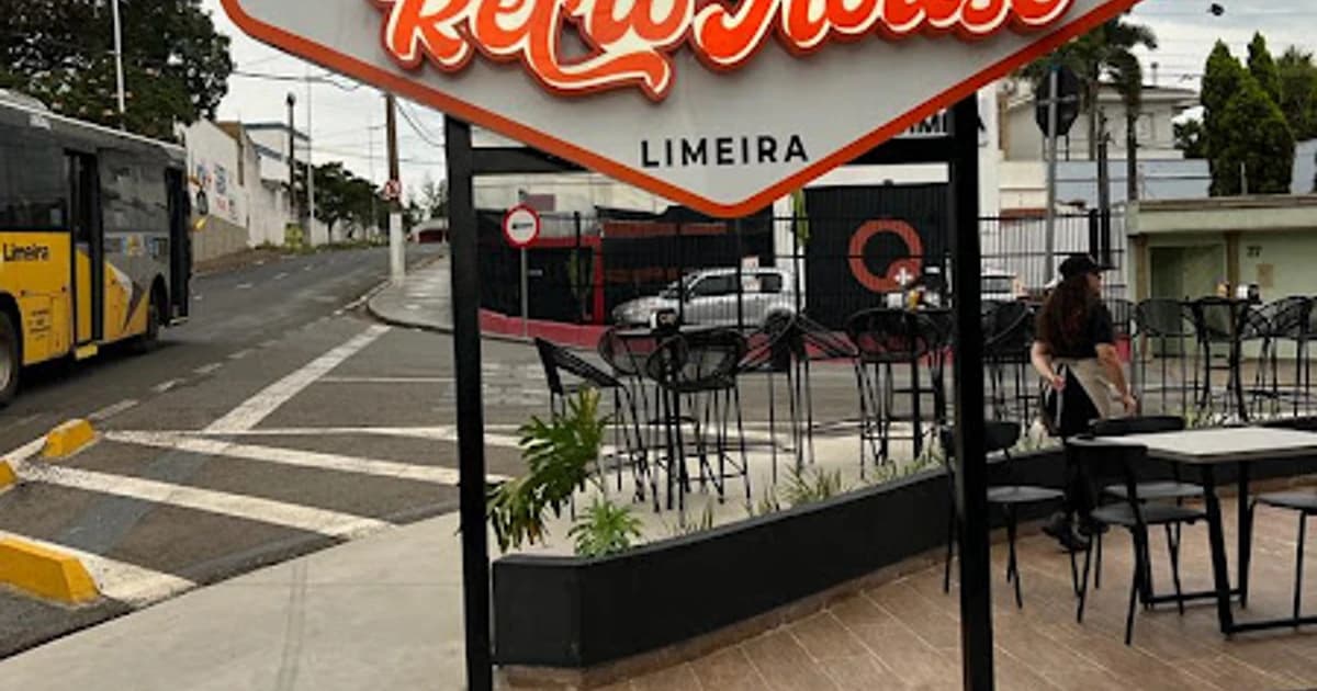 Retro House Limeira